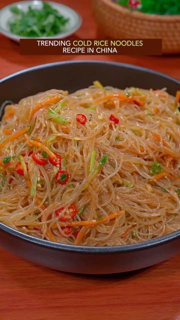 Wayne Shen on Instagram: "Trending cold rice noodles recipe in China #recipe #cooking #chinesefood #ricenoodles #noodles" Rice Noodle Recipes, Chicken Breast Crockpot Recipes, Crockpot Chicken Breast, Chinese Foods, Buzzfeed Tasty, Asian Inspired Dishes, Rice Noodle, Food Channel, Healthy Food Motivation