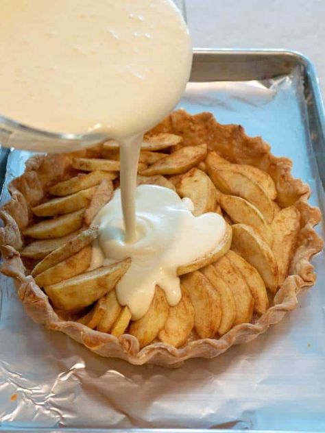 Adding Custard to Baked Apples for Tarte Normande aux Pommes French Apple Custard Pie, Apple Pie Tarts, Apple Desert, Apple Torte, Rhubarb Custard Pies, Sweet Custard, Mini Fruit Tarts, Apple Custard, Custard Apple