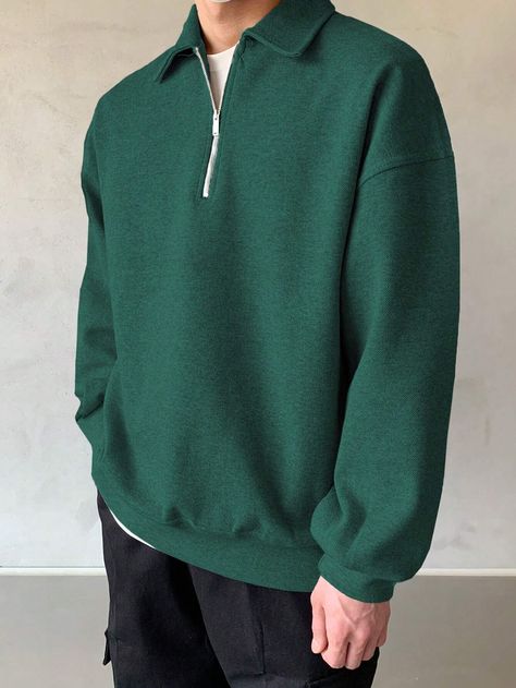 Zip Top Sweatshirt Outfit, Green Quarter Zip Outfit Men, Aesthetic Green Outfits Men, Quarter Zip Outfit Aesthetic, Green Fits Aesthetic, Half Zip Sweatshirt Outfit Men, Winter Outfits Men Casual, Winter Outfits Men Aesthetic, Mens Sweatshirt Outfit