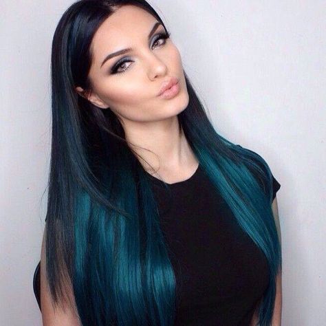 peacock blue ombre-love the color but too high maintenance Grey Balayage, Kylie Hair, Blue Ombre Hair, Black Roots, Teal Hair, At Home Hair Color, Ombre Hair Color, Dye My Hair, Green Hair