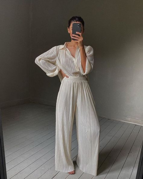 Lounge Wear Stylish, Istoria Modei, Best Loungewear, Loungewear Outfits, Mode Abaya, Modieuze Outfits, Foto Inspiration, Estilo Boho, Fashion Mode