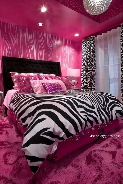 2000s Room, Bedroom Ideas For Small Rooms Cozy, Pink Bedroom Ideas, Bedroom Ideas Inspiration, Dream Apartment Decor, Room Redesign, Girly Room, Cute Bedroom Decor, Redecorate Bedroom