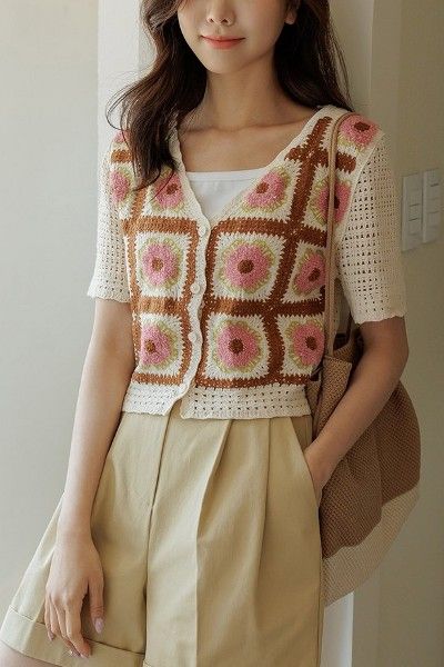 Crochet Korean, Crochet Flower Cardigan, Key Crochet, Flower Vest, Flower Cardigan, Women's Cardigans, Perfect Cardigan, K Fashion, Korean Clothing