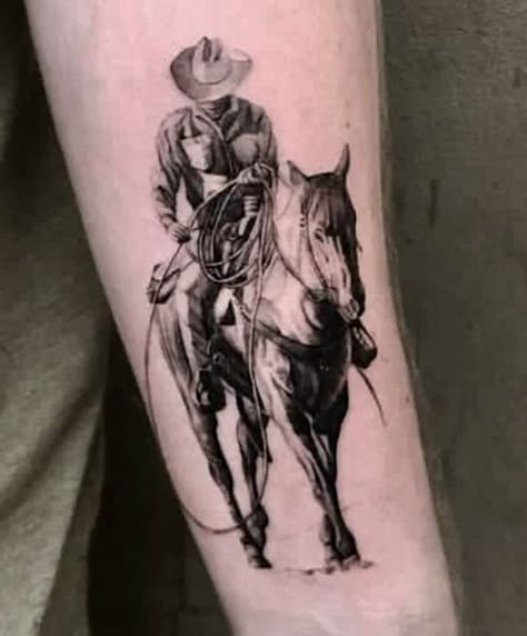 Rdr 2 Tattoo Ideas, Roping Tattoo, Horse Racing Tattoo, Mustang Horse Tattoo, Cowboy Horse Tattoo, Cowboy Tattoo Design, Arthur Morgan Tattoo, Cowboy On Horse Tattoo, Western Tattoos For Men