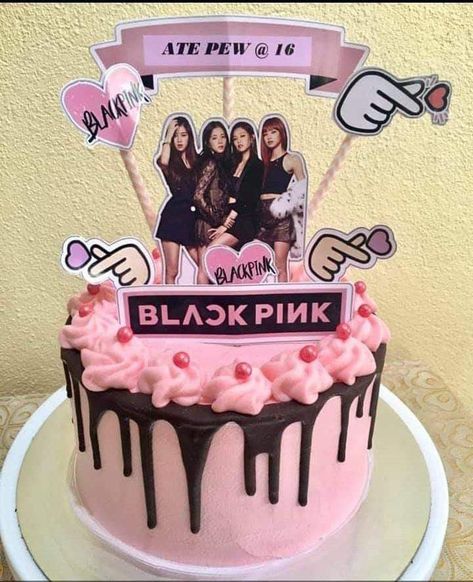 Blackpink Cake Designs Birthday, Black Pink Cake Ideas, Black Pink Cake Design Kpop, Black Pink Cake Design, Blackpink Cake Ideas, Blackpink Cake Design, Black Pink Birthday Cake, Pastel Blackpink, Blackpink Pasta