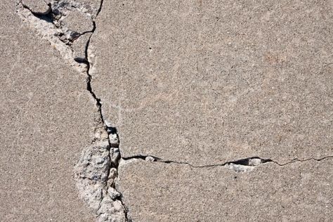 Fix Cracked Concrete, Repair Concrete Driveway, Concrete Floor Repair, Vogue Decor, Cement Driveway, Concrete Refinishing, Repair Cracked Concrete, Concrete Repair Products, Driveway Repair