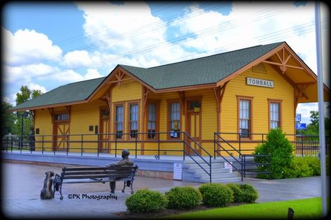 Tomball,Texas Tomball Texas, Texas Bluebonnets, Train Depot, Texas History, Texas Real Estate, Parks And Recreation, Family Photoshoot, Family Photo, Places Ive Been