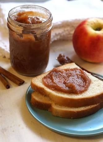 Old-Fashioned Apple Butter Recipes - Victoria Magazine Make Apple Butter, Apple Butter Recipe, Homemade Apple Butter, Sugar Apples, Pumpkin Butter, Homemade Apple, No Sugar Foods, Apple Butter, Butter Recipe