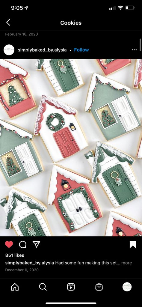 Winter House Cookies Decorated, House Cookie Decorated, House Shaped Cookies, Christmas House Cookies Decorated, Gingerbread House Decorated Cookies, Gingerbread House Sugar Cookies, Gingerbread House Cookies Decorated, Gingerbread House Royal Icing, House Cookies Decorated