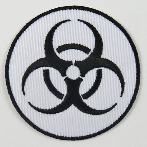 1 x Biohazard Iron-on/Sew-on Cloth Patch/Badge Size: 6.8cm Can be ironed or sewed on to appropriate material. Emo Patches, Emo Symbols, Diy Punk Clothes, Punk Patches Diy, Goth Patches, Punk Symbols, Character Customization, Biohazard Symbol, Goth Bands