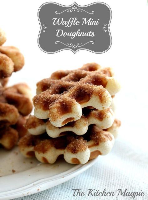 Doughnut Waffles, Waffle Iron Cookies, Mini Waffle Recipe, Waffle Donuts, Cake Doughnuts, Mini Waffle Maker, Waffle Iron Recipes, Dessert Waffles, Waffle Maker Recipes