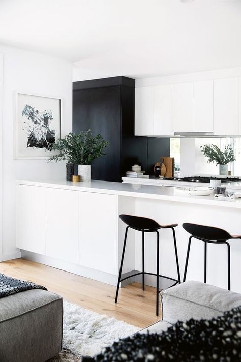 Minimalist Home Decor Ideas and Inspiration | Cozy Home Kitchen Decor with Black Accents perfect for Small Apartment Decor 🏡 #virginpearlscollection #virginpearlsbeauty #diyhomedecor 🏠 White Kitchen Interior Design, Black Cabinetry, White Kitchen Interior, Long Kitchen, Kitchen Black, Classic Kitchen, Design Del Prodotto, Trendy Kitchen, Style Kitchen