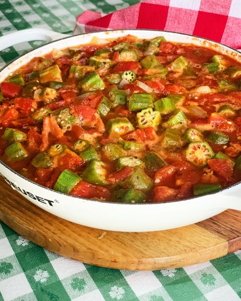 Okra And Tomato Recipe, Gumbo Recipe Okra, Fresh Okra, Okra Gumbo, Okra Stew, Okra Recipe, Okra And Tomatoes, Okra Recipes, Cajun Dishes