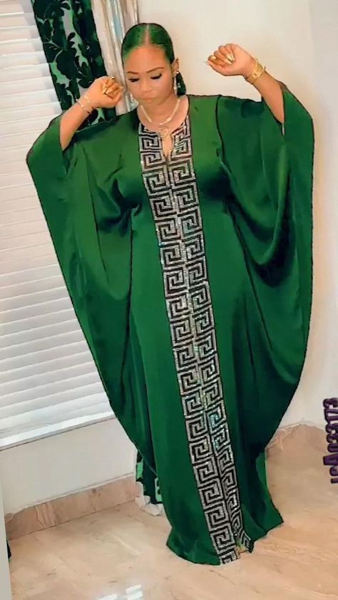 Bat Sleeve Dress, Islamic Style, Boubou Styles For Women, Kaftan Styles, Bubu Gown Styles, V Neck Maxi Dress, Long African Dresses, 2piece Outfits, African Print Dress Ankara