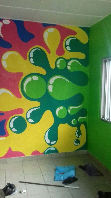 Elementary School Murals Ideas, Mural Ideas School, Street Wall Painting Ideas Creative, Classroom Painting Ideas Walls, Mural Background, Art Room Doors, Creative Wall Painting, Abstract Wall Painting, Art Classroom Decor