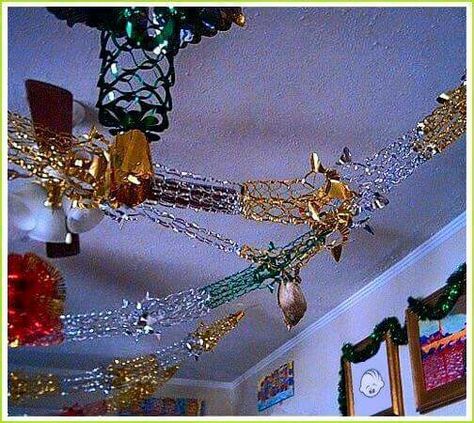 Remember when these were all the rage... 90s Party Ideas, Christmas In Ireland, 90s Christmas, Childhood Memories 90s, Nostalgic Pictures, Christmas Apps, Childhood Memories 70s, Modern Christmas Decor, Fun Christmas Decorations