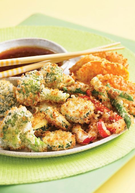 Tempura-Style Vegetables From 175 Best Air Fryer Recipes. Vegetable tempura is irresistible — you simply can’t eat just one — and thanks to the air fryer, you no longer have to limit it to rare occasions. Air Fryer Recipes Chips, Air Fryer Recipes Vegetables, Tempura Vegetables, Tempura Recipe, Air Fryer Recipes Snacks, Tempura Batter, Fried Vegetables, Minced Meat, Air Fryer Recipes Easy