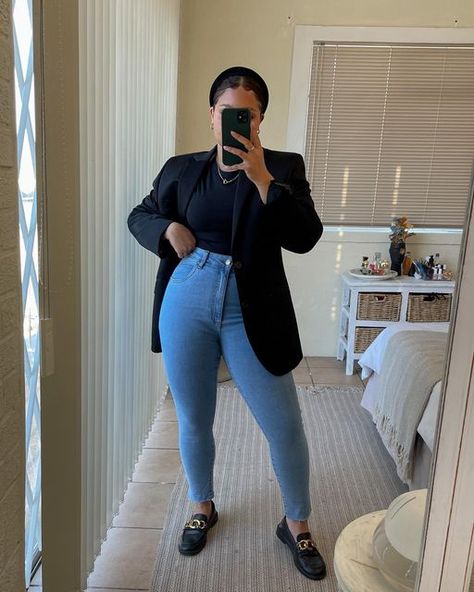 Business Casual Outfit Ideas, Friday Outfit For Work, Cute Professional Outfits, Smart Casual Work Outfit, Business Casual Outfit, Fashionable Work Outfit, Casual Work Outfits Women, Chic Business Casual, Cute Work Outfits