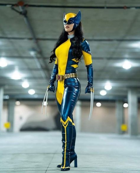 Mystique Costume, All Black Halloween Costume, Black Dress Halloween Costume, Wolverine Costume, Marvel Female Characters, Wolverine Cosplay, Stylish Black Dress, Black Halloween Costumes, Catwoman Cosplay