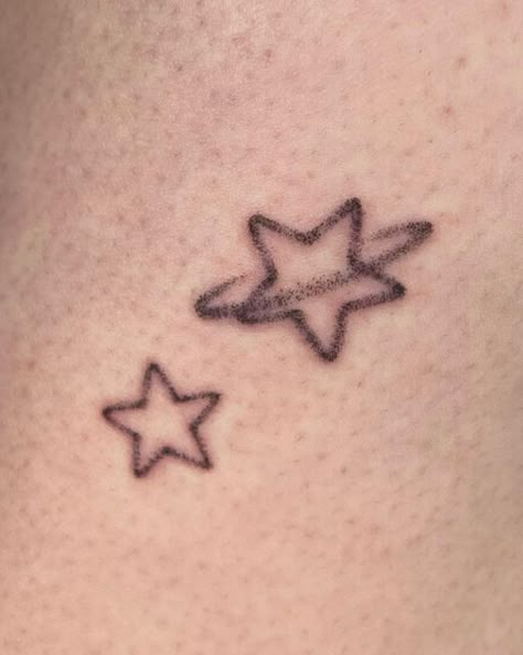 Simple Grunge Tattoo Designs, Mini Cute Tattoos Simple, Very Small Tattoo Ideas, 2 Star Tattoo, Intellectual Tattoos, Hand Star Tattoo, Cool Star Tattoos, Small Tattoos Hidden, Star Stick And Poke Tattoo