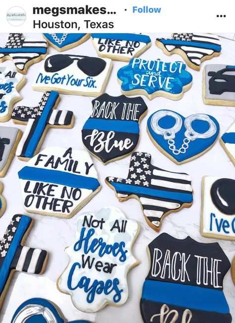 Police Academy Graduation Cookies, Police Graduation Cupcakes, Police Cookies Law Enforcement, Police Officer Cookies, Law Enforcement Cookies, Cop Graduation Party, Police Promotion Party, Police Cupcakes Ideas, Police Retirement Party Ideas Decoration