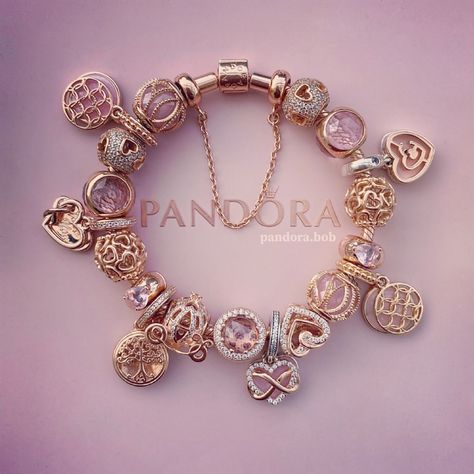 Pandora Design, Pandora Bracelet Charms Ideas, Pandora Bracelet Designs, Pandora Inspiration, Tiffany And Co Jewelry, Pandora Jewelry Charms, Accesories Jewelry, Dope Jewelry, Pandora Bracelet Charms