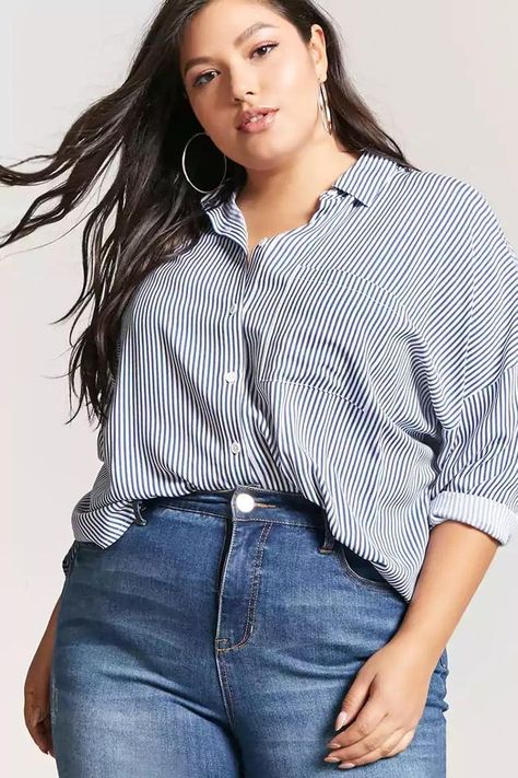 Forever 21 Plus Size Stripe Button-Down Shirt Plus Size College Outfits, Outfits With Striped Shirts, Plus Size Fashion For Women, Street Style Chic, Curvy Girl Outfits, Work Outfits Women, Look Plus, Plus Size Shirts, Plus Size Tops