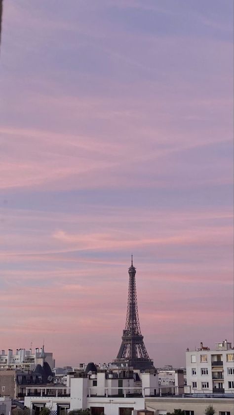 Iphone Wallpaper Eiffel Tower, Pink Eiffel Tower Wallpaper, Wallpaper Eiffel Tower, Pink Paris Wallpaper, Paris Wallpaper Iphone, Paris Aesthetic Wallpaper, Nerdy Wallpaper, French Wallpaper, French Aesthetic