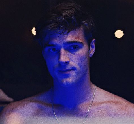 Jacob Elordi Gif, Jacob Eldori, Aaron Taylor Johnson Shirtless, Nate Jacobs, Vlad Hoshin, Euphoria 2, Noah Flynn, Manny Jacinto, Jacob Elordi