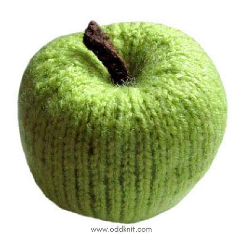 Apple Free Knitting Pattern Knitted Apple Pattern, Knitted Play Food, Knitted Food, Knit Decor, Reuse Clothes, Fruit Crafts, Apple Pattern, Knitted Toys Free Patterns, Free Toys