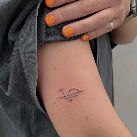 Sunrise Tattoo, Minimal Tattoo Ideas, Simple Tattoos For Women, Unique Small Tattoo, Sunset Tattoos, Omerta Tattoo, Rabbit Tattoos, Small Meaningful Tattoos, Beach Tattoo