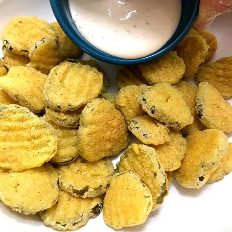 Gf Ideas, Fried Pickles Recipe, Gf Meals, Restaurant Appetizers, Facebook Recipes, Going Gluten Free, Fried Pickles, Snack Attack, Gf Recipes