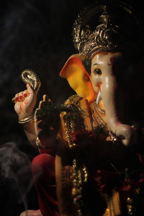 Ganesh Ji Aesthetic, Ganpati Aesthetic Wallpaper, Ganpati Asthetic Pics, Ganpati Bappa Aesthetic, Ganpati Bappa Wallpapers Full Hd 1080p, Ganesh Aesthetic, Ganpati Bappa Wallpapers Black And White, Ganesha Aesthetic, Cool Wallpapers Black And White