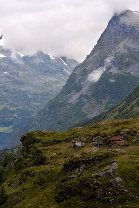 Trollheimen Mountains, Norway Norwegian Mountain Cabin, Norway Mountains Winter, Norway Village, Norwegian Countryside, Scandinavian Mountains, Mountains Norway, Norway Mountains, Norway Forest, Norway Landscape