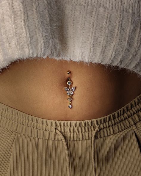 Belly Button Piercing Classy, Pretty Belly Piercings, Naval Piercing Aesthetic, Belly Button Piercing Plus Size Women, Belly Piercing Aesthetic, Belly Button Piercing Aesthetic, Belly Button Piercing Cute, Piercing Facial, Belly Button Piercings