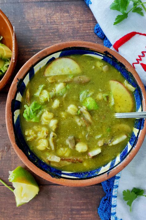 Vegan Pozole Recipe, Pazole Recipe, Vegan Pozole, Hominy Stew, Pozole Verde Recipe, Tomatillo Recipes, Pozole Verde, Pozole Recipe, Birria Tacos