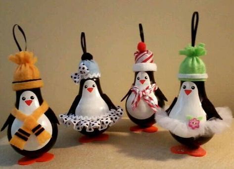 Light Bulb Crafts, Light Bulb Ornaments, Penguin Ornaments, Lightbulbs, Xmas Ideas, Christmas Ornaments Homemade, Christmas Ornament Crafts, Christmas Light, Ornament Crafts