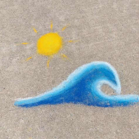 Blue Chalk Art, Chalk Art Ocean, Chalk Drawing Ideas Easy, Beachy Chalk Art, Preppy Chalk Drawings, Moana Chalk Art, Beach Chalk Art, Sidewalk Chalk Ideas Easy, Chalk Art Preppy