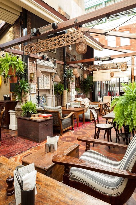 Beer Garden Ideas, Outdoor Restaurants, Shoreditch London, Nashville Style, London Property, Secret Gardens, Outdoor Restaurant, Festoon Lighting, Beer Garden