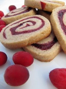 Cranberry Swirl Cookies from bakedbyrachel.com Swirl Cookies, Plain Cookies, Pinwheel Cookies, Cookies From Scratch, Christmas Cookie Jars, Cranberry Cookies, Christmas Foods, Holiday Eating, Mood Food