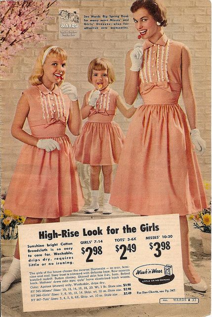 Chronically Vintage: My top tips for glove etiquette and wearing vintage gloves Mommy And Me Dress, 1950s Girls, Family Unity, Mother Daughters, Vintage Catalog, Easter Dresses, Mother Daughter Dress, Vintage Gloves, Fashion 1950s