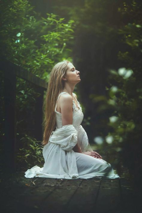 Beautiful fairy model! Nice conceptual photography!   Model: Victoria J. Yore Photographer: TJ Drysdale Warrior Bride, Fairy Photoshoot, Fairytale Photography, Maternity Photography Poses, Foto Tips, Fantasy Photography, Maternity Poses, Conceptual Photography, Images Esthétiques