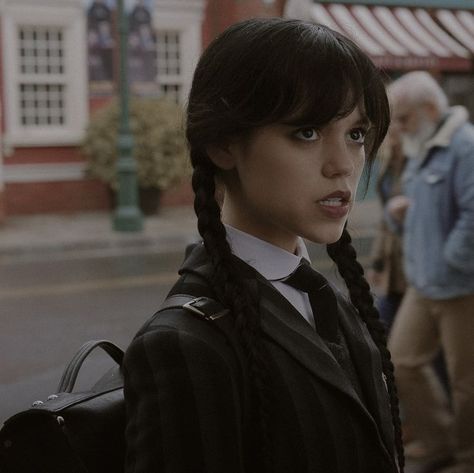 Jenna Ortega Wednesday, Wednesday Addams Outfit, Queen Mom, The Addams Family, Kim Sejeong, Family Doctors, Addams Family, Wednesday Addams, Netflix Series