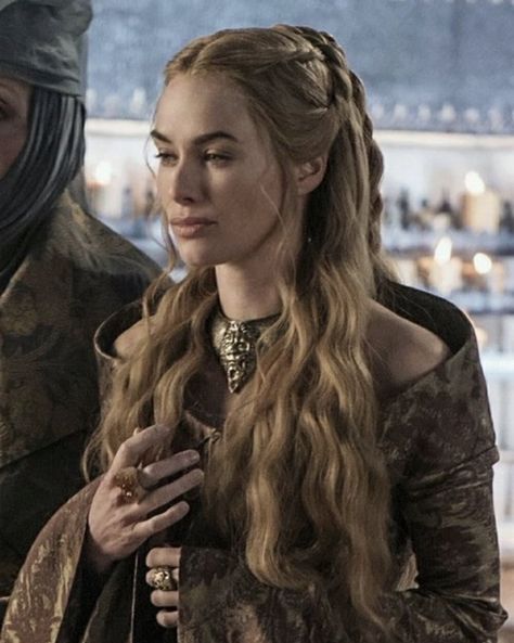 Cersei Jaime, Cersei Lannister Hair, Cersei Lannister Aesthetic, Cercei Lannister, Queen Cersei, Cersei And Jaime, Game Of Thrones Costumes, Lena Headey, Hbo Game Of Thrones