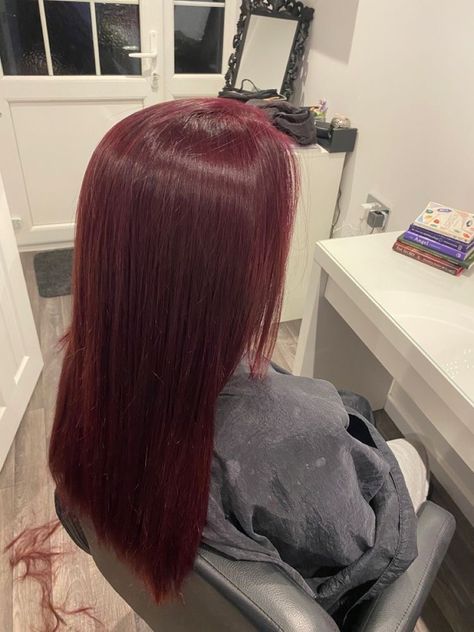 Deep Red Long Hair, Cherry Red Hair Straight, Dark Red Hair Straight, Dark Red Velvet Hair, Dark Garnet Red Hair, Dark Red Hair Inspo Color, Dark Res Hair, Dark Red Hair Layers, Dark Red Underdye Hair