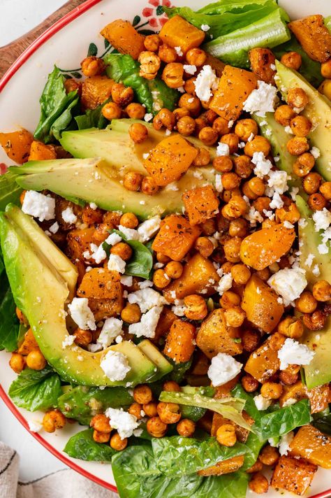 Roasted Pumpkin Chickpea Salad Pumpkin Chickpea, Pumpkin Feta, Crunchy Chickpeas, Pumpkin Salad, Plant Based Dinner, Romaine Lettuce Salad, Roasted Pumpkin, Autumn Salad, Mango Salad