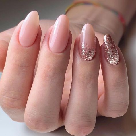 Dip Powder Nails 2023 Trends, Pedicures 2023, Gold Accent Nails, Rose Gold Manicure, Mail Colors, Y2k Acrylic, Rose Gold Nails Glitter, Rose Gold Nail, Gold Accent Nail