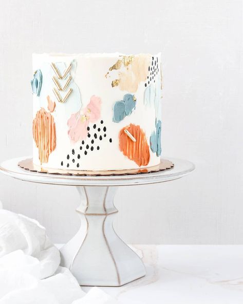 @petitemiettebakery shared a photo on Instagram: “The only thing worse than a mid-week slump is realizing it's only Tuesday. But this spunky cake with its satisfying array of textures in…” • Jun 15, 2021 at 4:07pm UTC 30 Bday Cake Women, Buttercream Birthday Cake For Women, Modern Birthday Cakes For Women Simple, Birthday Cakes For Women Simple, Simple Bday Cakes For Women, Pretty Birthday Cakes For Women, Teen Birthday Cakes, Cakes For Teens, Teen Birthday Cake