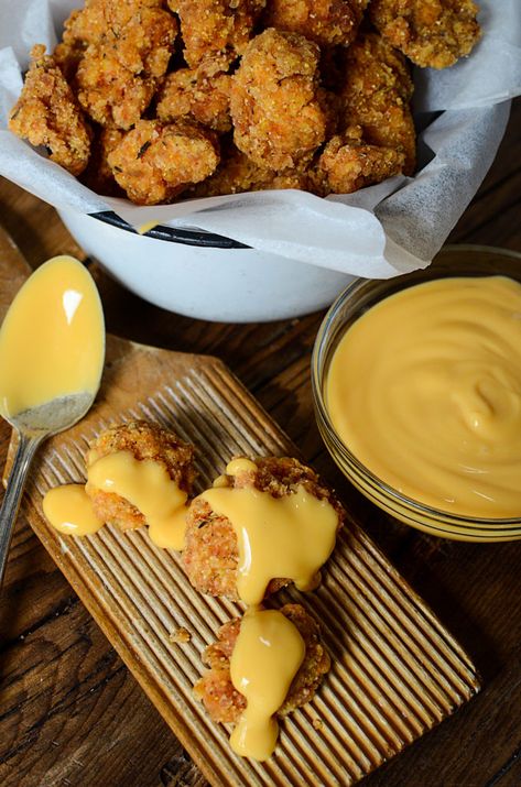 popcorn pork bites - you're welcome Dinner Ideas Pork, While Chicken, Pork Bites, Healthy Superbowl Snacks, Hot Appetizers, Fried Pork, Favorite Comfort Food, Frugal Meals, Easy Appetizer Recipes