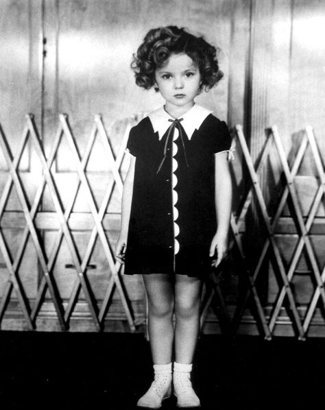 Shirley Shirley Temple Black, Kool Kids, Susan Sarandon, She Movie, We Are The World, Shirley Temple, Roaring Twenties, Throwback Thursday, Vintage Hollywood